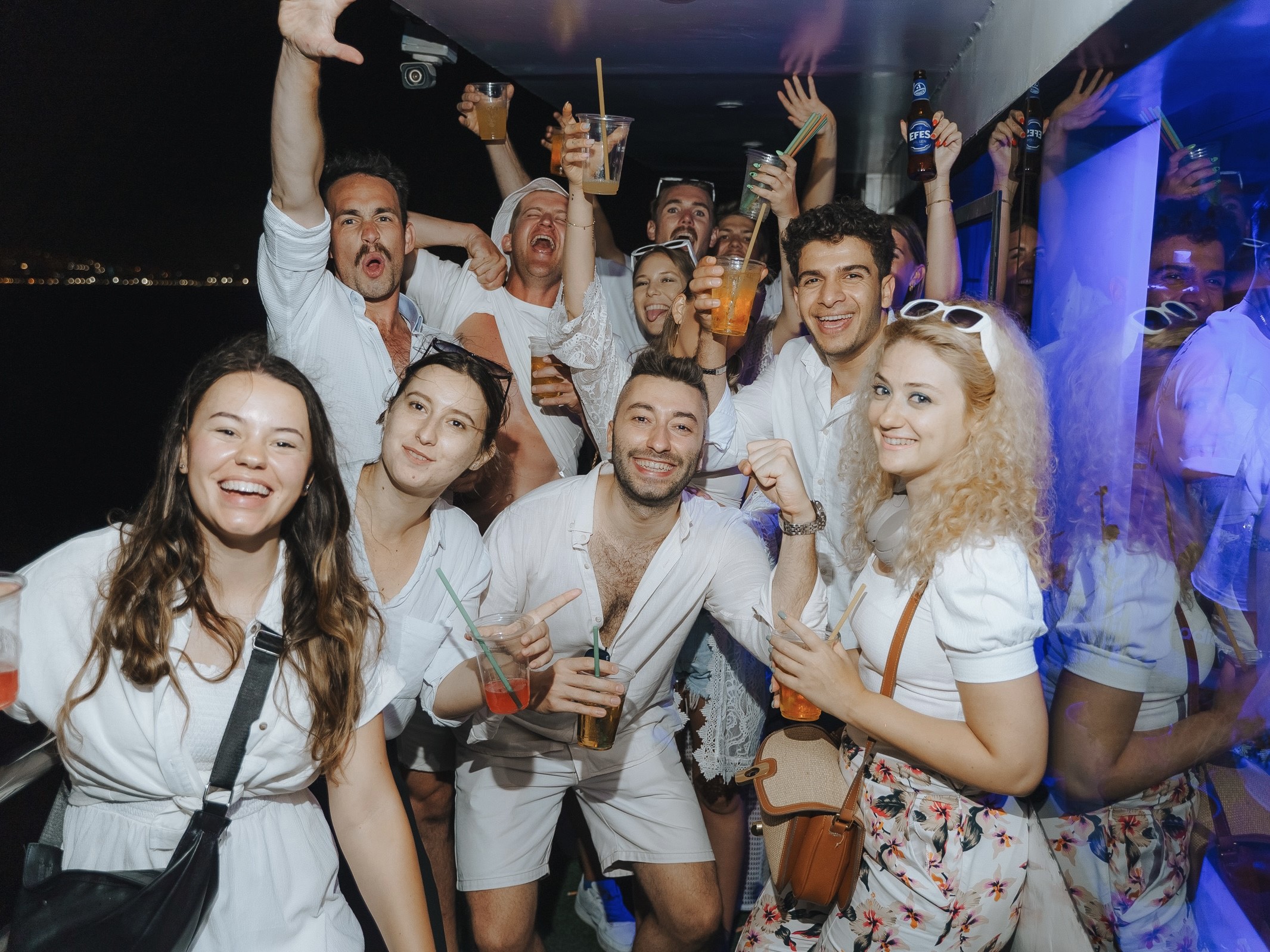 Pub Crawl Istanbul gallery 1